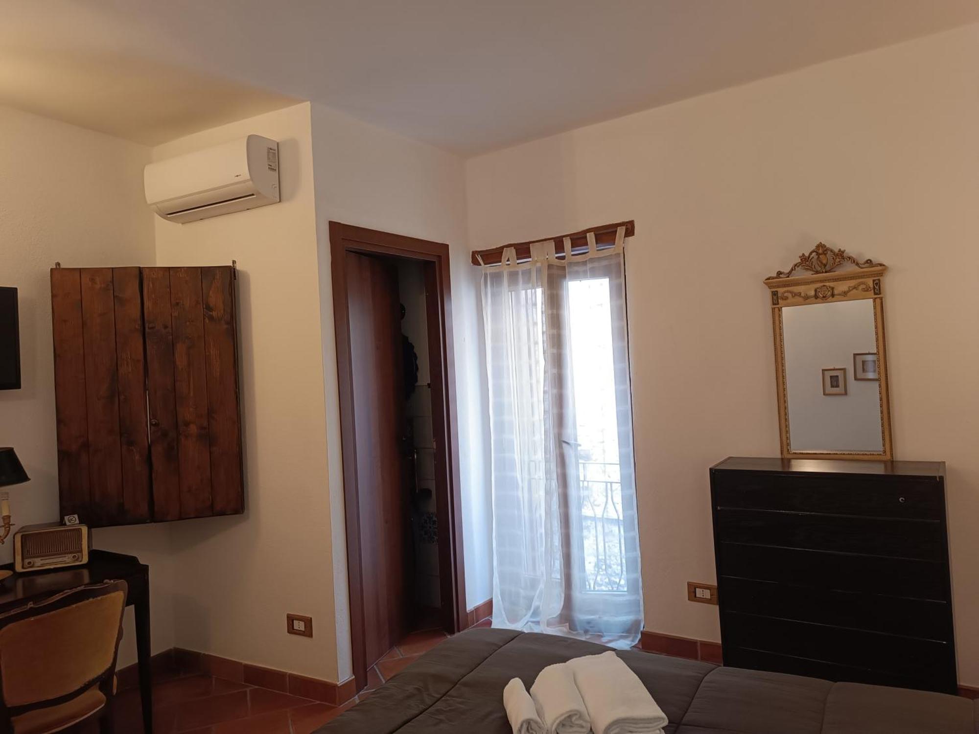 La Rupe Bed And Breakfast Norma Quarto foto