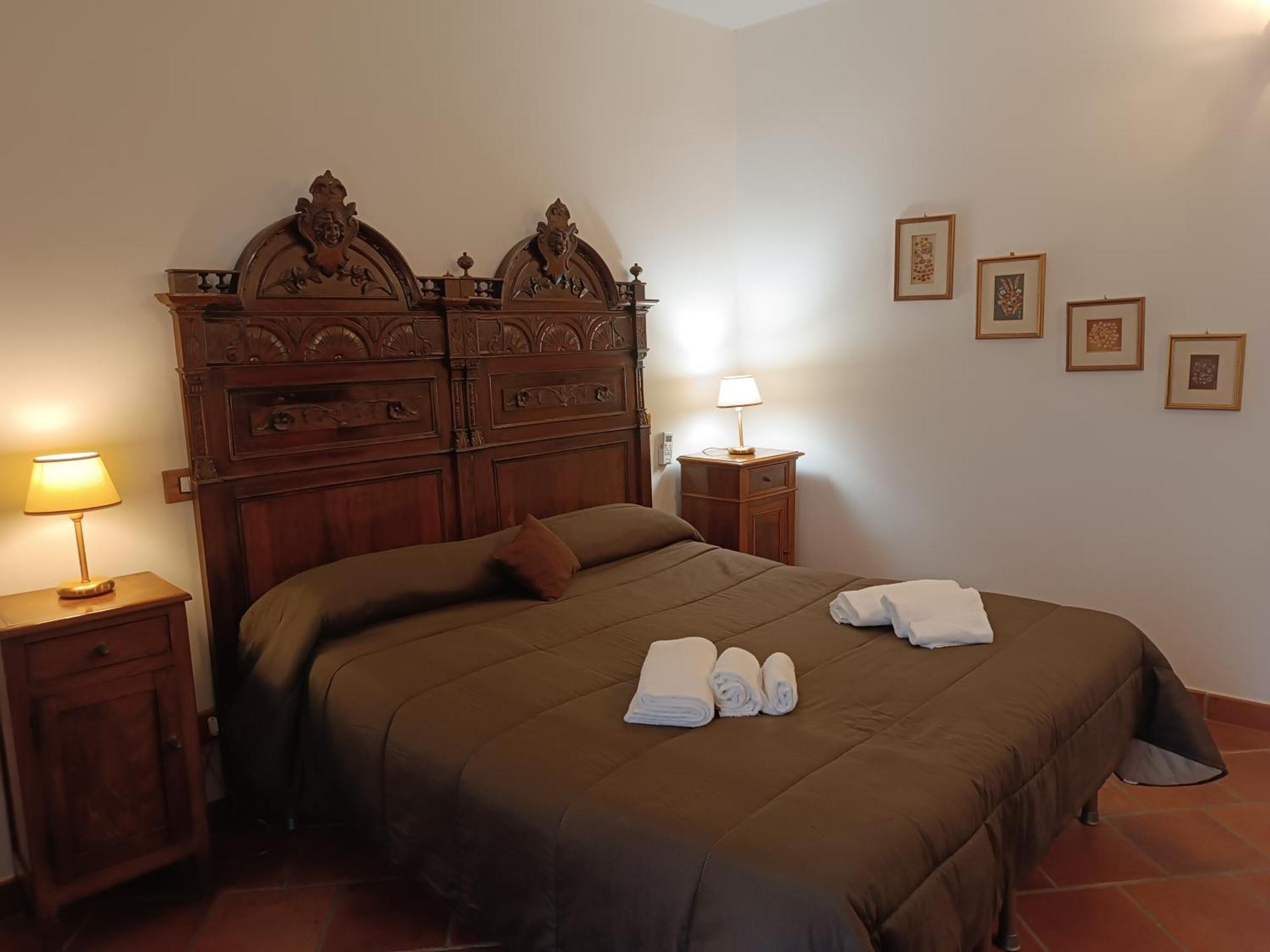 La Rupe Bed And Breakfast Norma Quarto foto