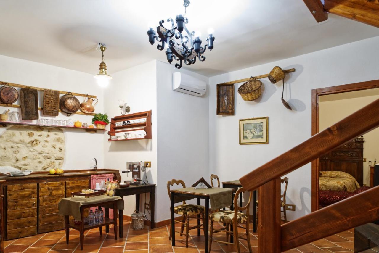 La Rupe Bed And Breakfast Norma Exterior foto
